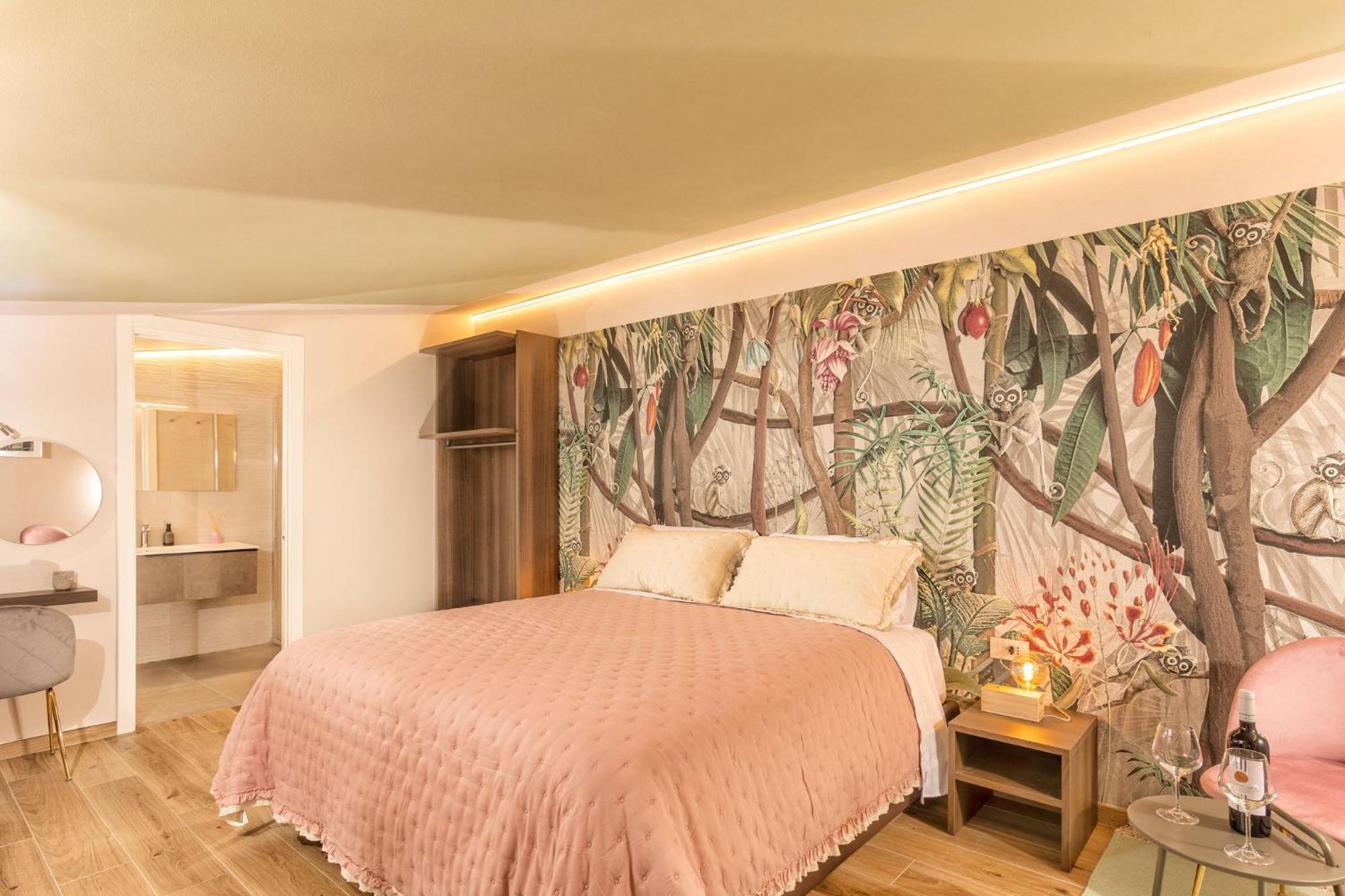 Palazzo Falcinelli Luxury Room In Montepulciano Center With Air Conditioning And Elevator Exterior photo