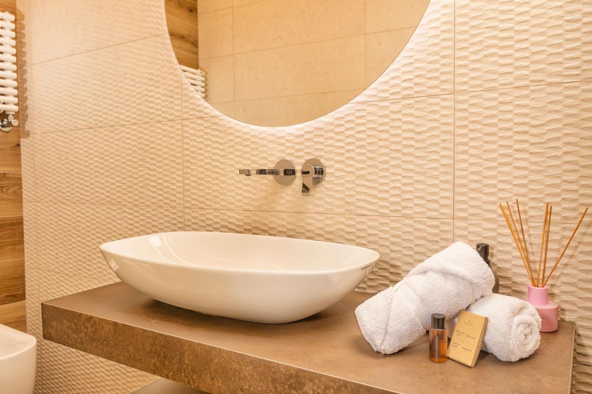 Palazzo Falcinelli Luxury Room In Montepulciano Center With Air Conditioning And Elevator Exterior photo